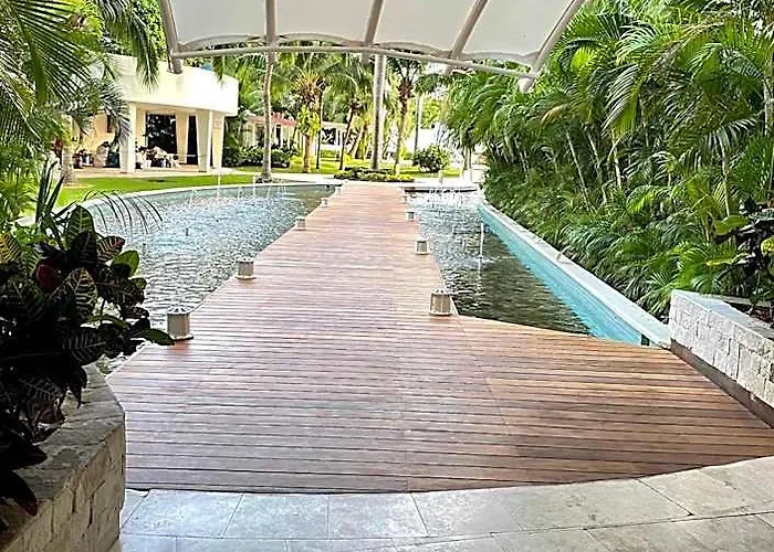 Hotel Bay View Grand Marina 1004s Zihuatanejo