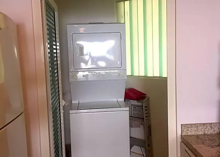 Bay View Grand Marina 1004s 4*