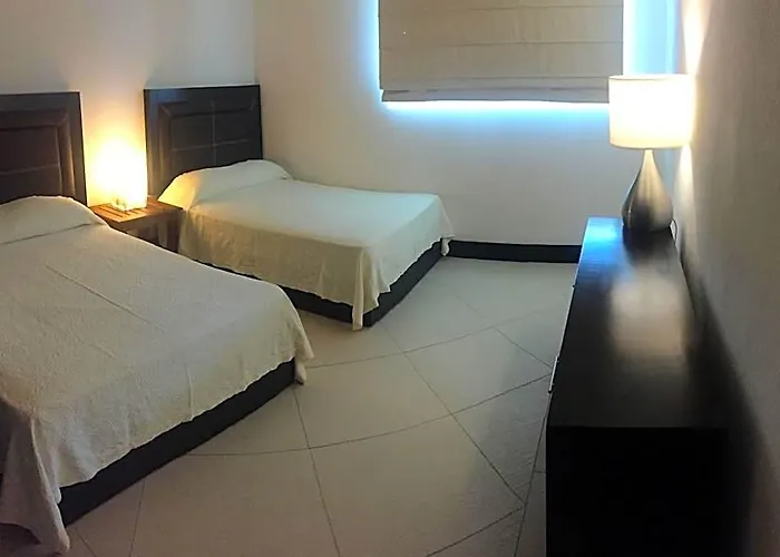 Hotel Bay View Grand Marina 1004s 4*